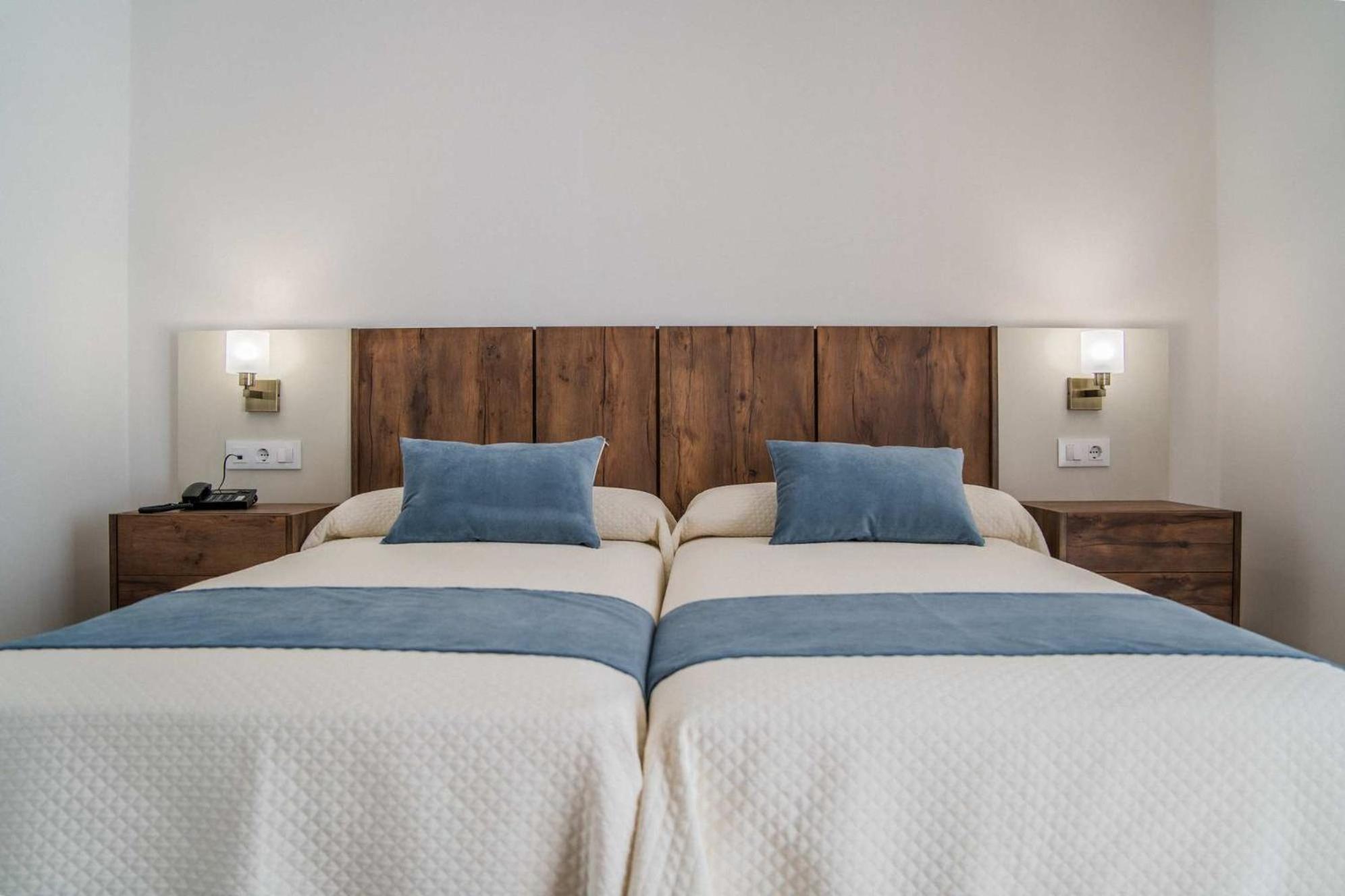 Hotel Rural La Teja Segura de León Εξωτερικό φωτογραφία
